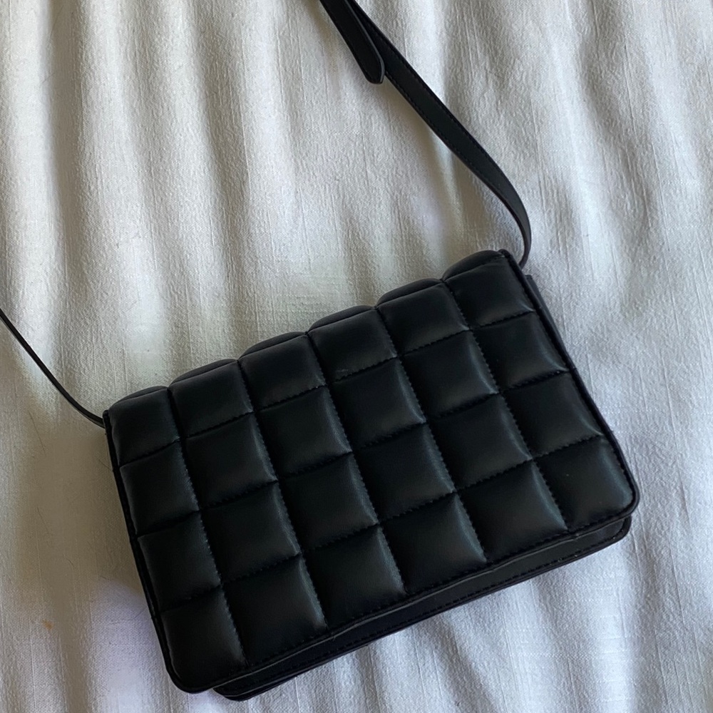 H&M Black Padded Crossbody